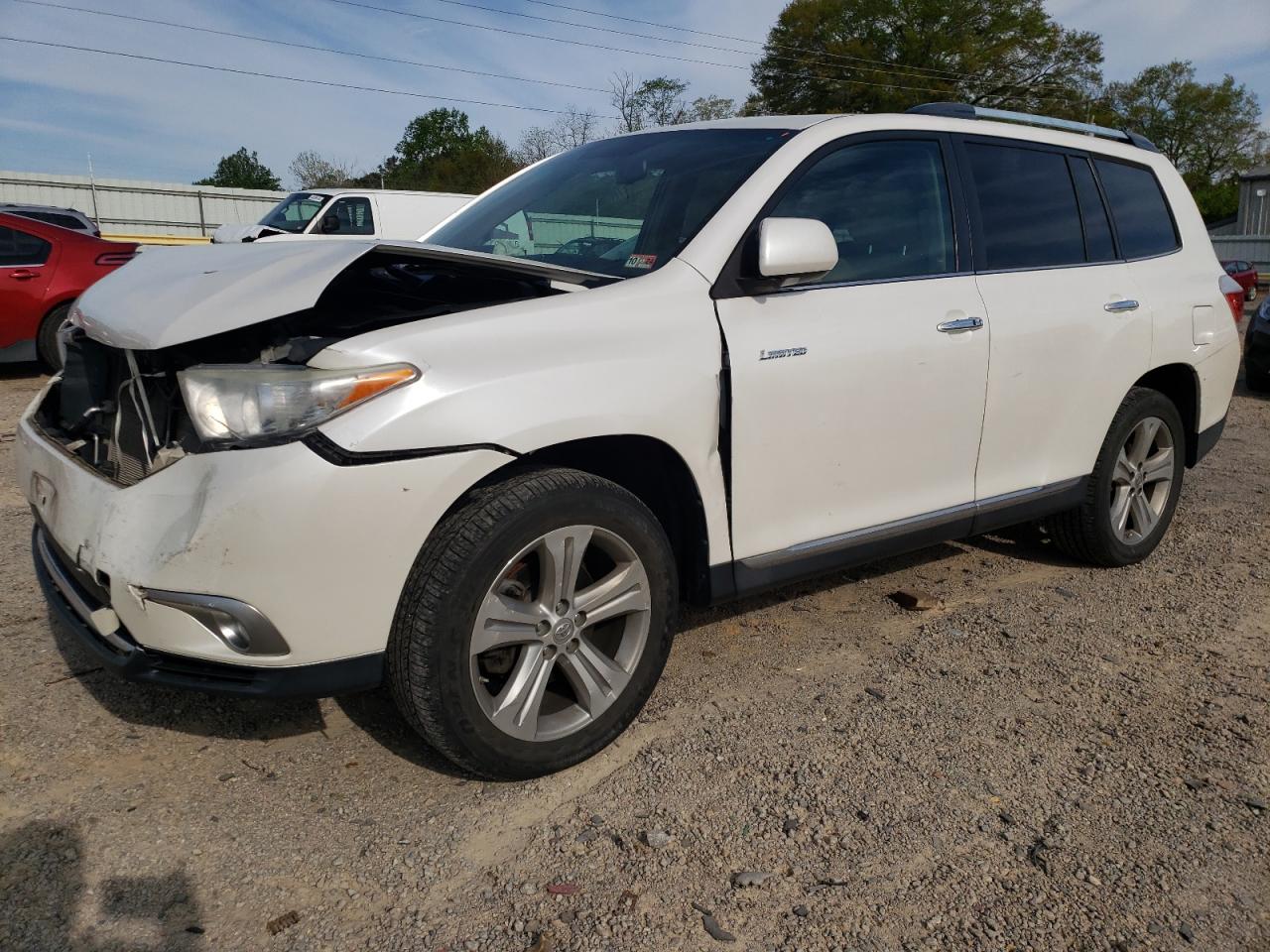 2013 TOYOTA HIGHLANDER LIMITED