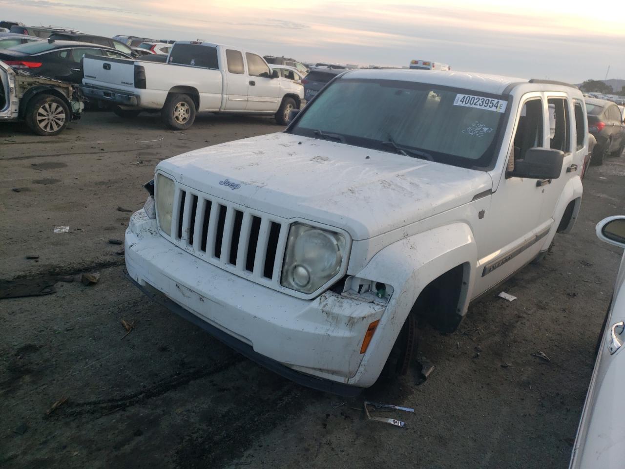 2010 JEEP LIBERTY SPORT