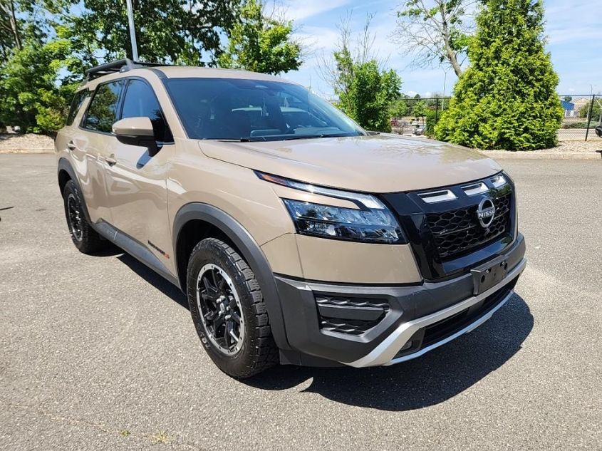 2023 NISSAN PATHFINDER SV