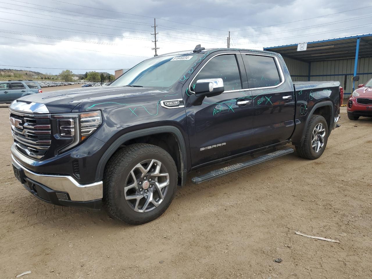 2023 GMC SIERRA K1500 SLT