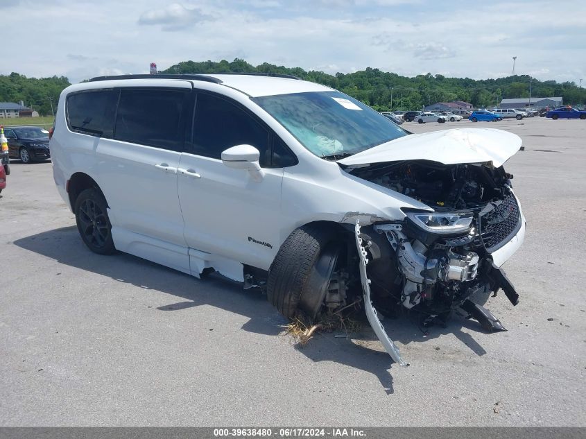 2022 CHRYSLER PACIFICA TOURING L