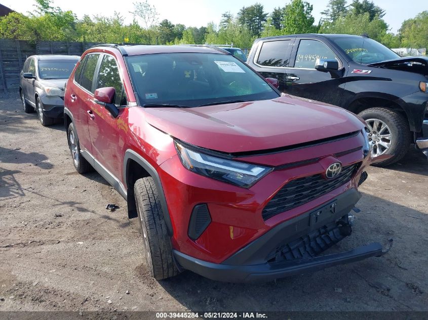 2022 TOYOTA RAV4 XLE