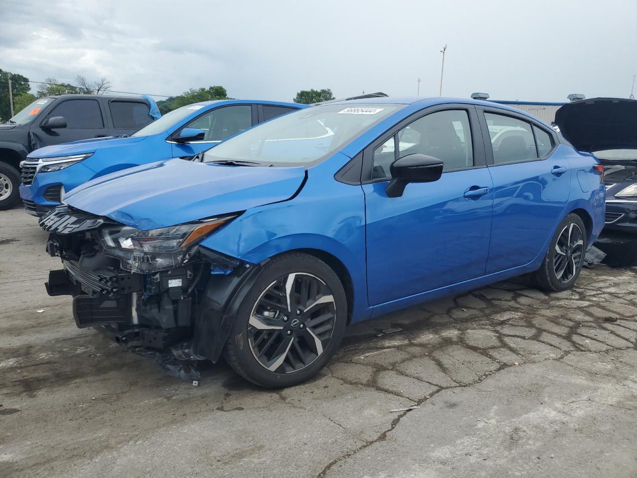 2024 NISSAN VERSA SR