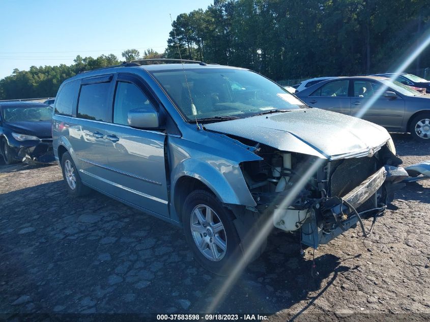 2010 CHRYSLER TOWN & COUNTRY TOURING PLUS