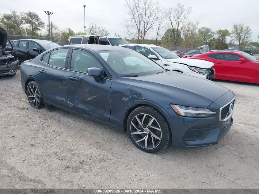 2020 VOLVO S60 T6 MOMENTUM