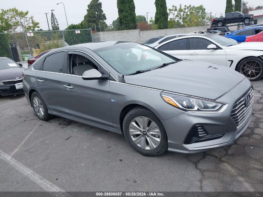 2018 HYUNDAI SONATA HYBRID SE