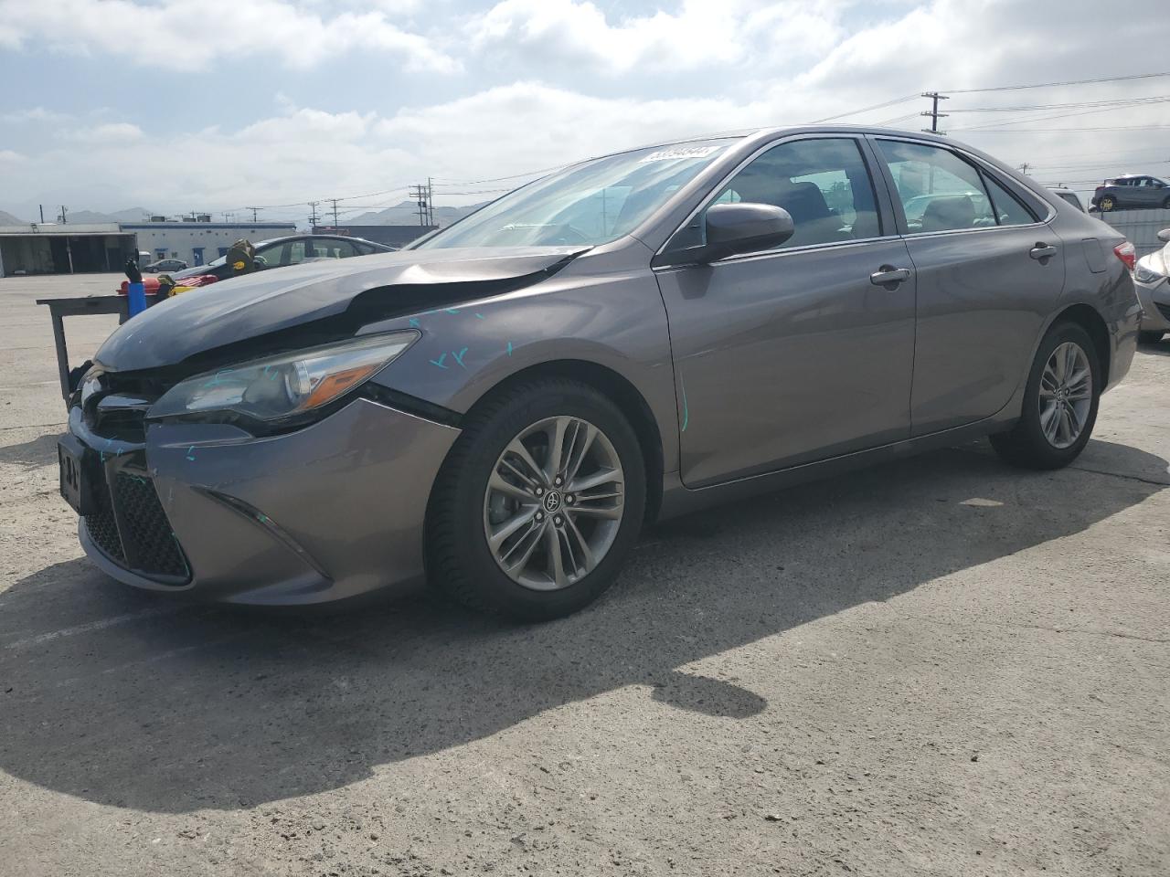 2016 TOYOTA CAMRY LE