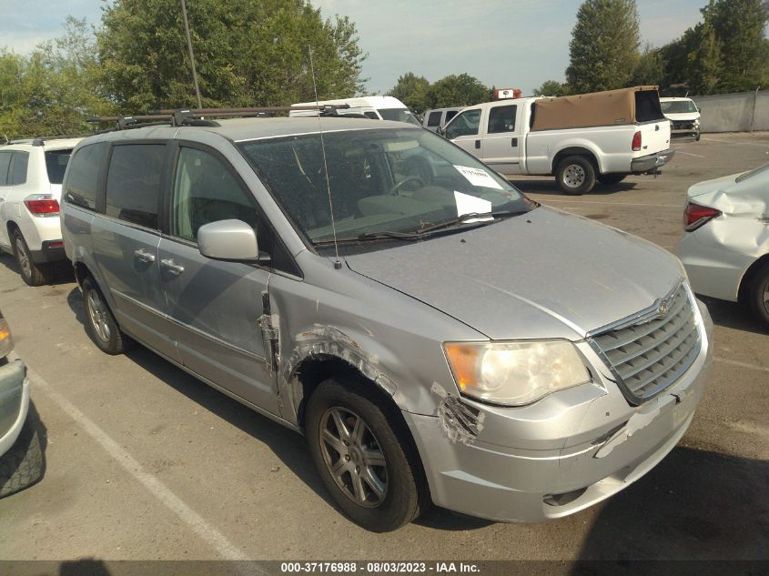 2010 CHRYSLER TOWN & COUNTRY TOURING