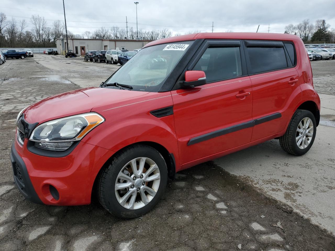 2013 KIA SOUL +