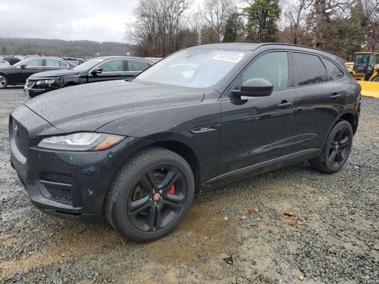 2017 JAGUAR F-PACE R - SPORT