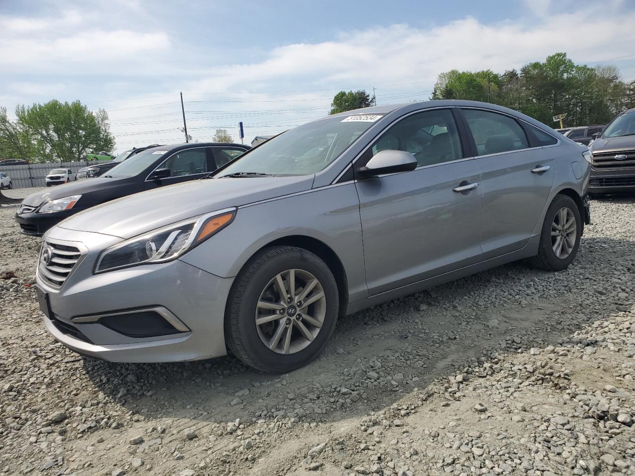 2017 HYUNDAI SONATA SE