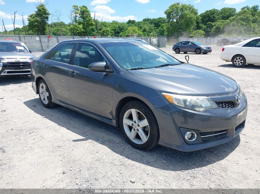 2013 TOYOTA CAMRY SE