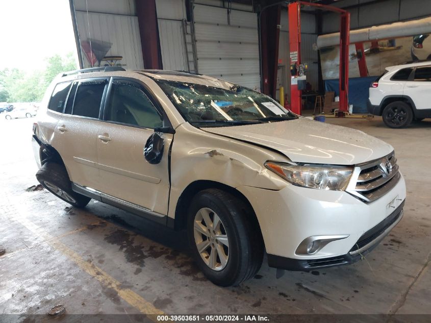 2013 TOYOTA HIGHLANDER SE V6