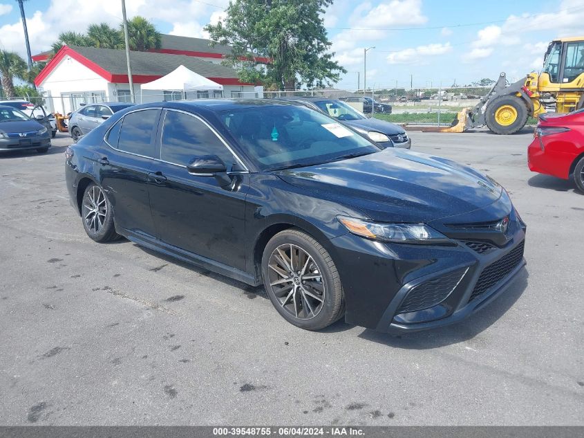 2024 TOYOTA CAMRY SE