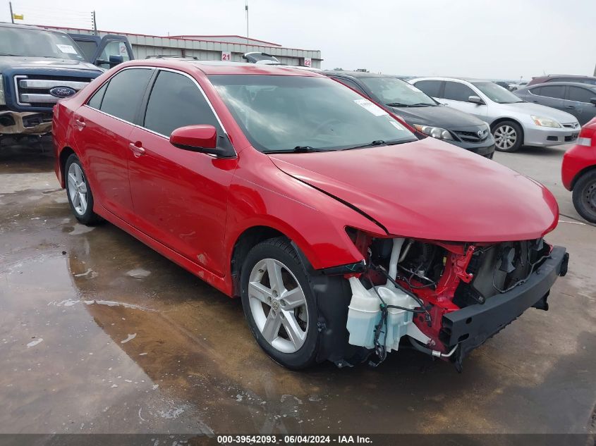 2012 TOYOTA CAMRY SE