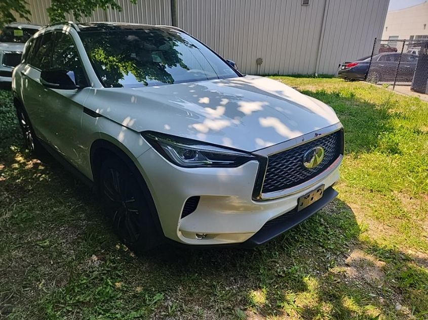 2021 INFINITI QX50 LUXE