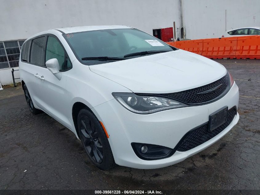 2018 CHRYSLER PACIFICA TOURING PLUS