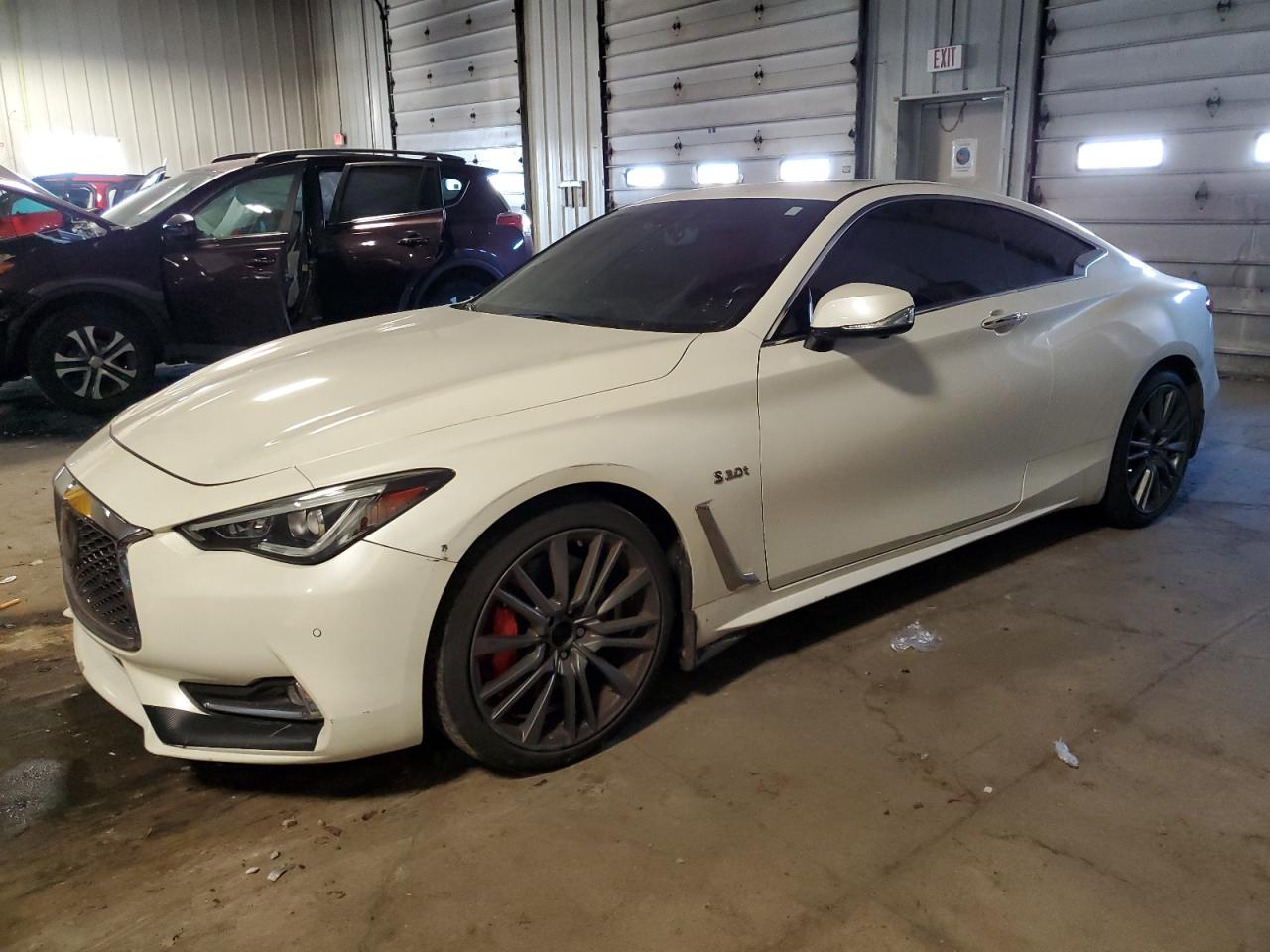 2017 INFINITI Q60 RED SPORT 400