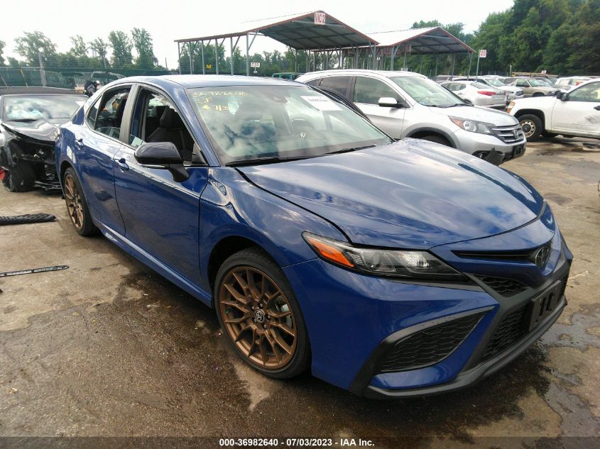 2023 TOYOTA CAMRY SE NIGHTSHADE EDITION