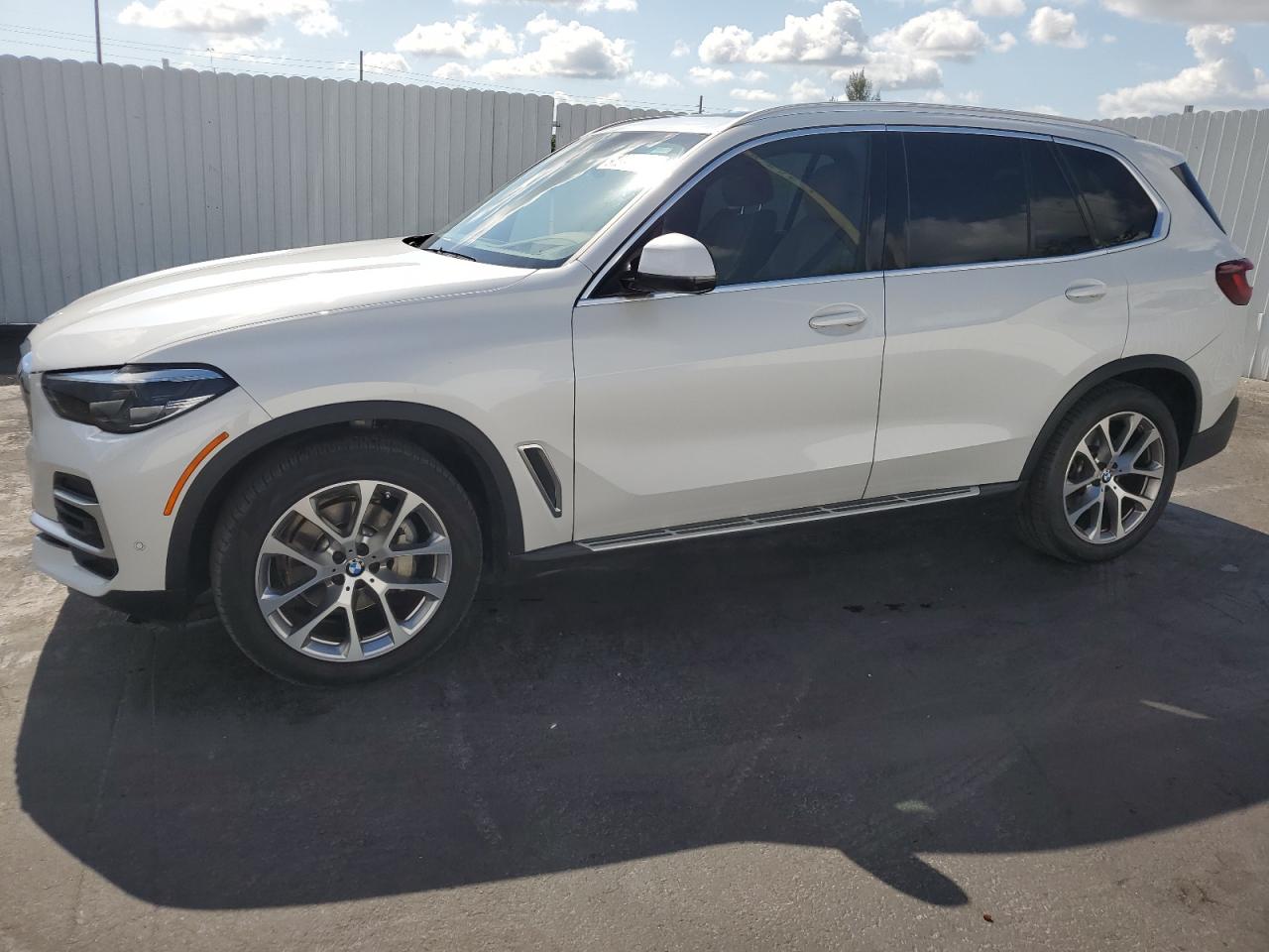 2023 BMW X5 SDRIVE 40I