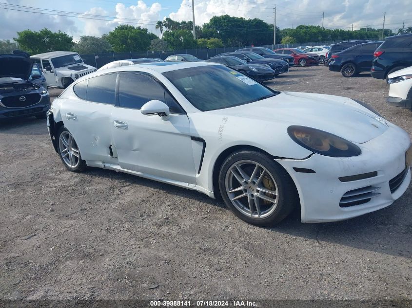 2015 PORSCHE PANAMERA 2/4