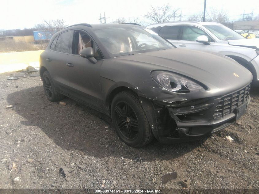 2017 PORSCHE MACAN