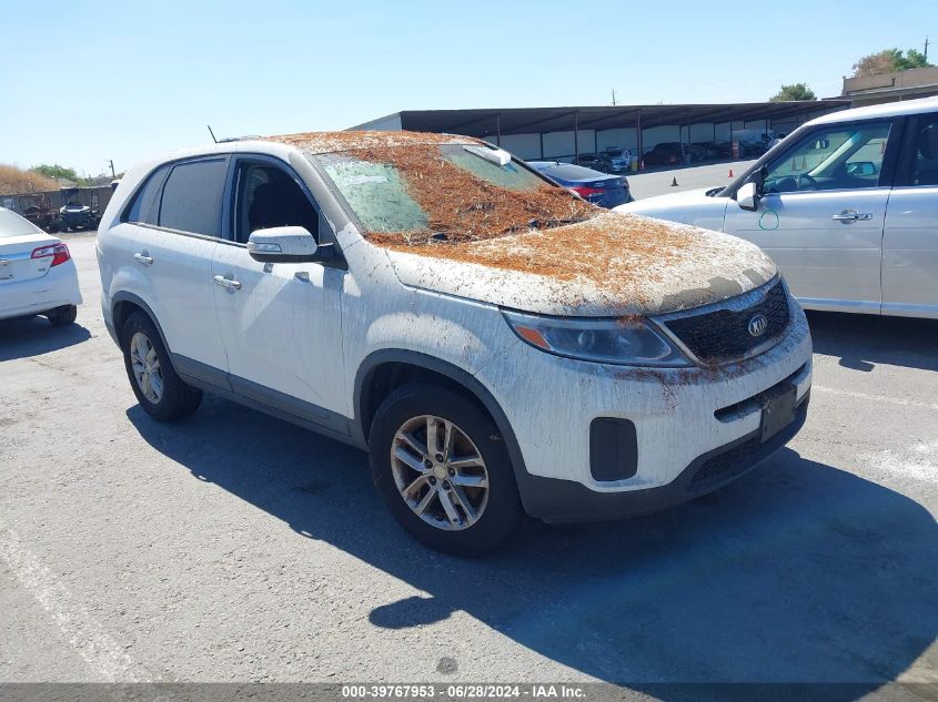 2014 KIA SORENTO LX