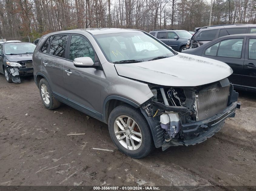 2015 KIA SORENTO LX