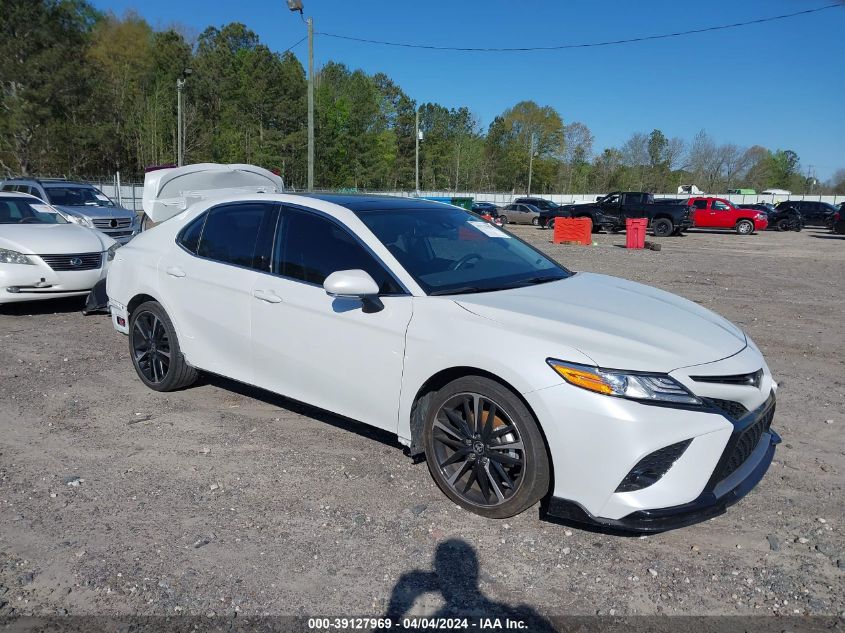 2020 TOYOTA CAMRY XSE