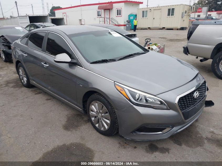 2017 HYUNDAI SONATA HYBRID SE