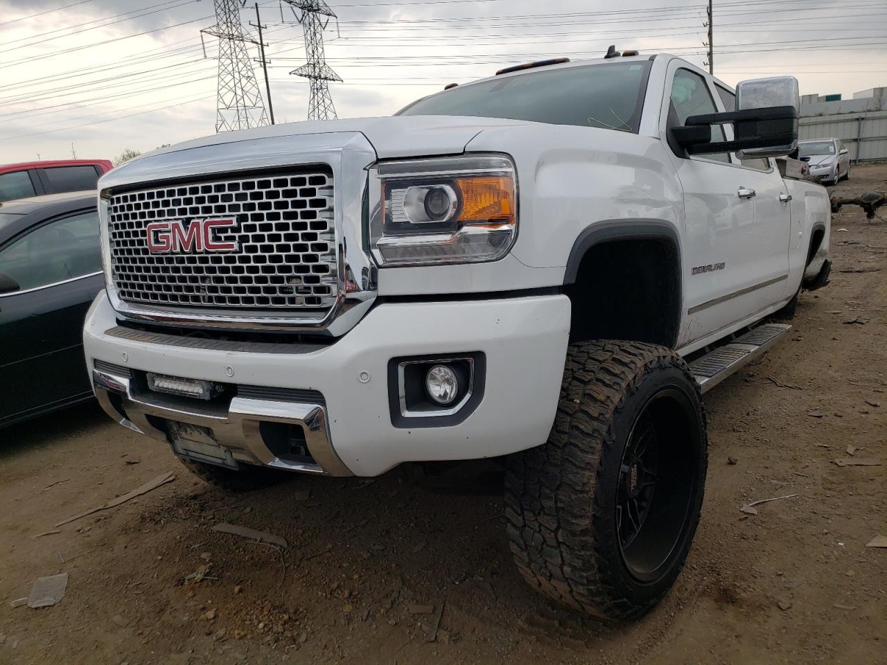 2015 GMC SIERRA K2500 DENALI