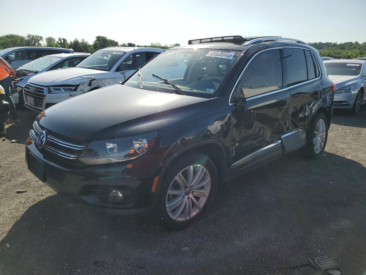 2015 VOLKSWAGEN TIGUAN S