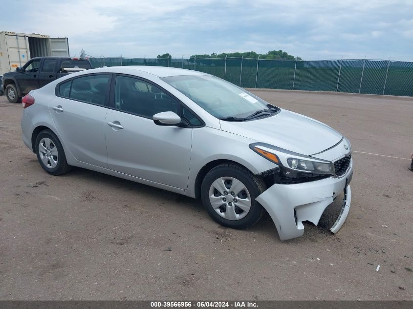 2017 KIA FORTE LX