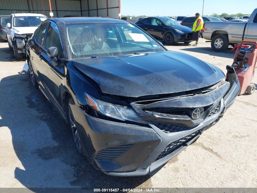 2019 TOYOTA CAMRY SE