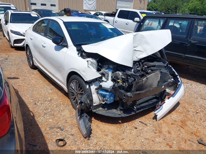 2022 KIA FORTE GT LINE