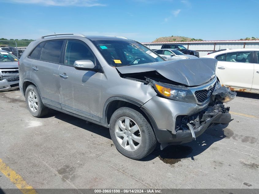 2013 KIA SORENTO LX