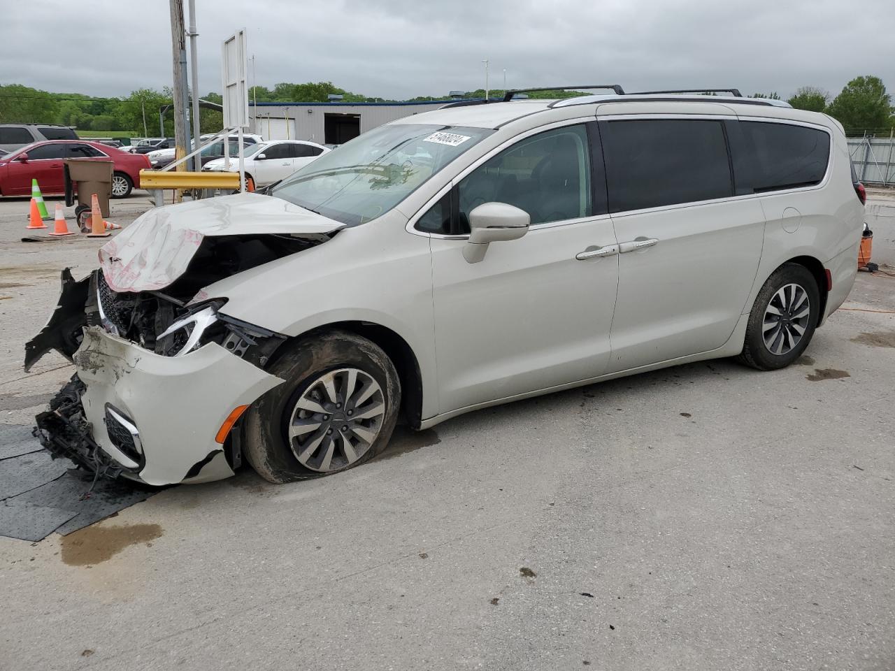 2021 CHRYSLER PACIFICA TOURING L