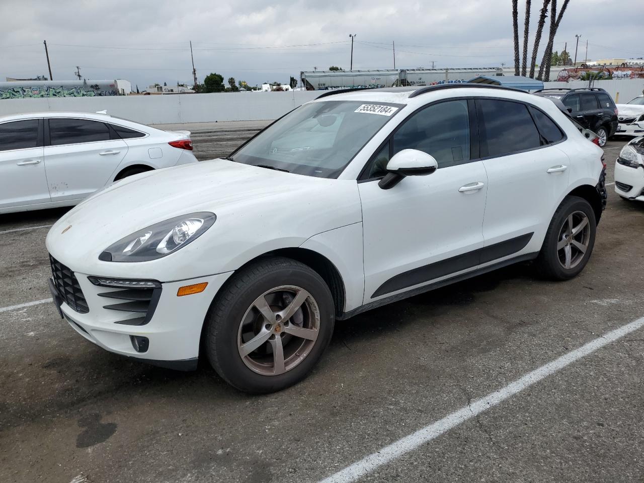 2017 PORSCHE MACAN