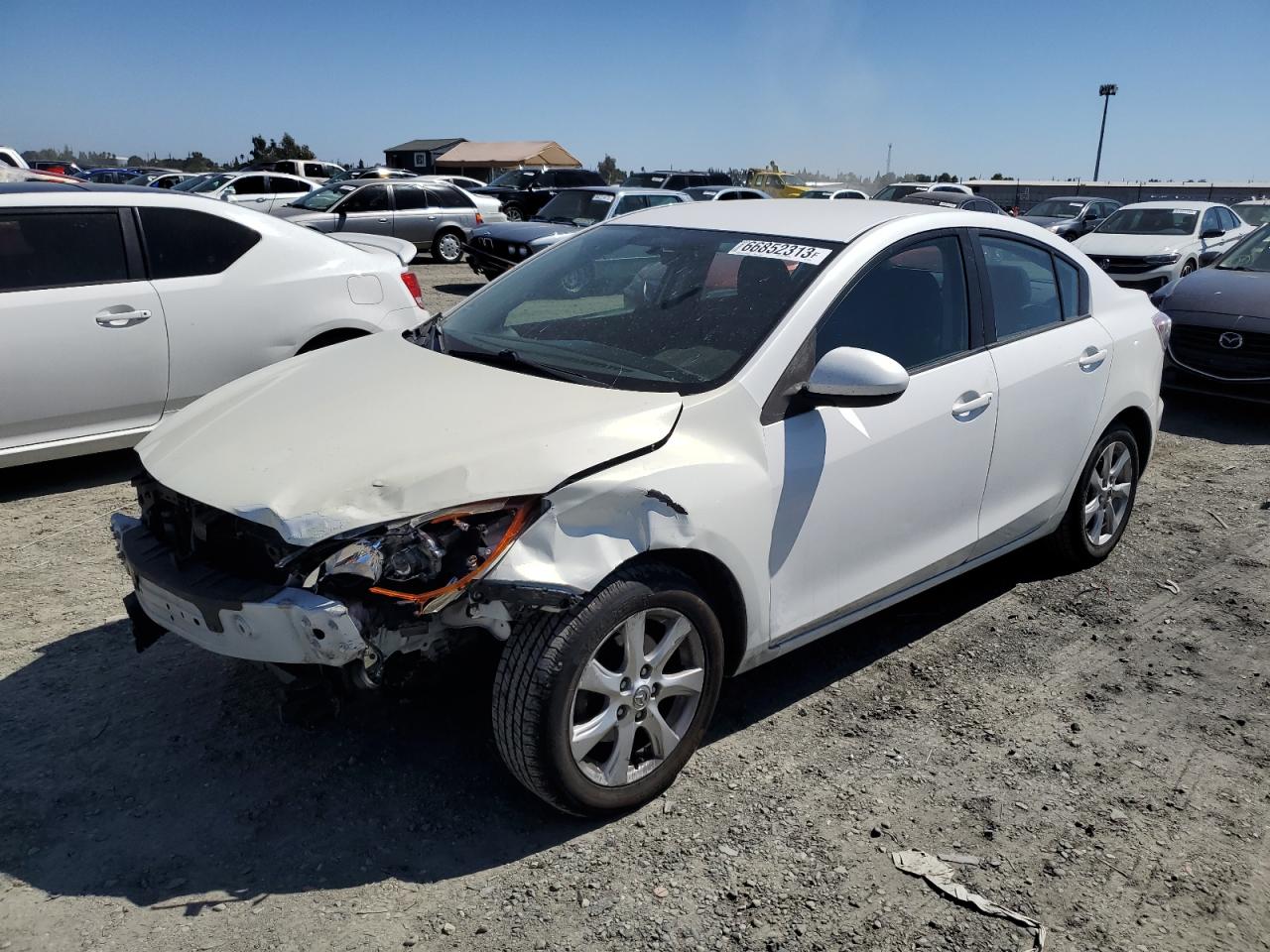 2010 MAZDA 3 I