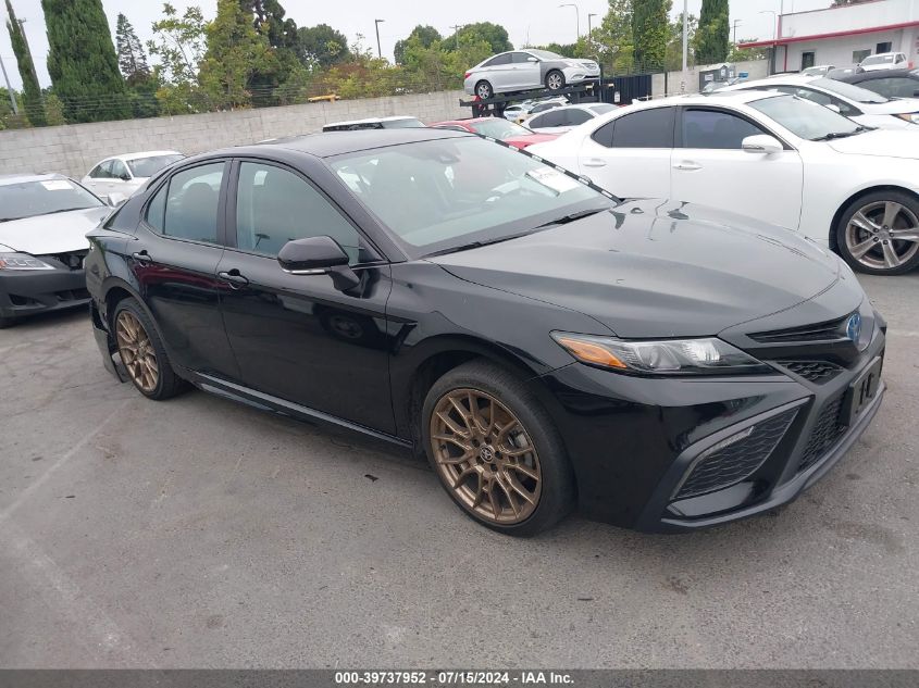 2024 TOYOTA CAMRY HYBRID SE NIGHTSHADE