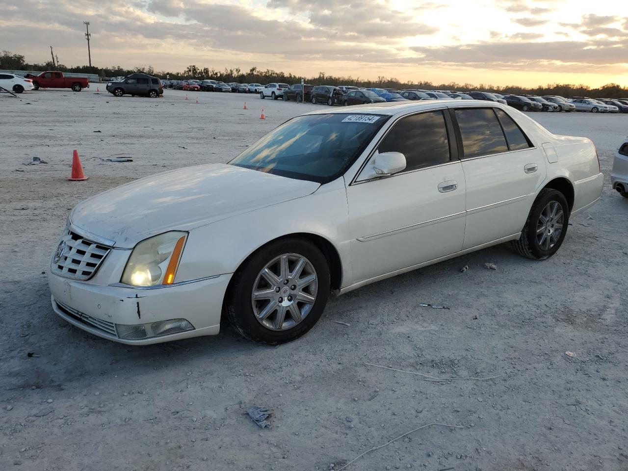 2011 CADILLAC DTS PREMIUM COLLECTION