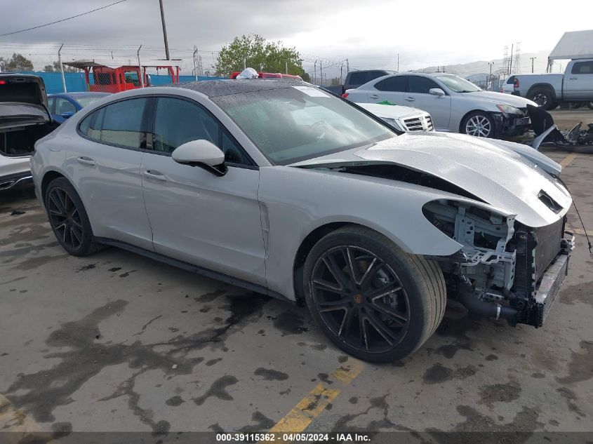 2018 PORSCHE PANAMERA 4