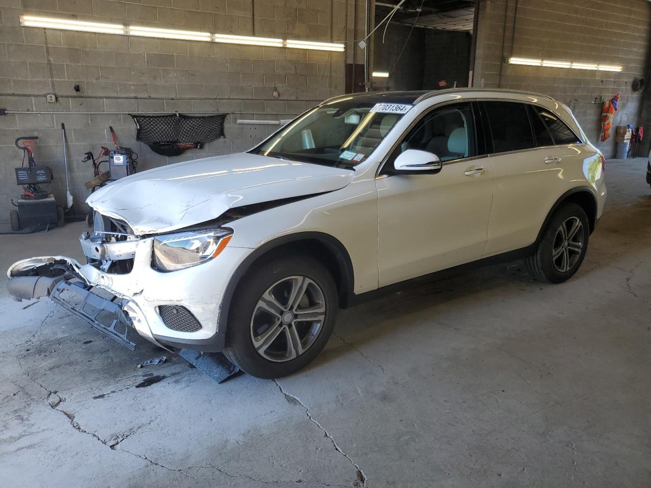 2016 MERCEDES-BENZ GLC 300 4MATIC