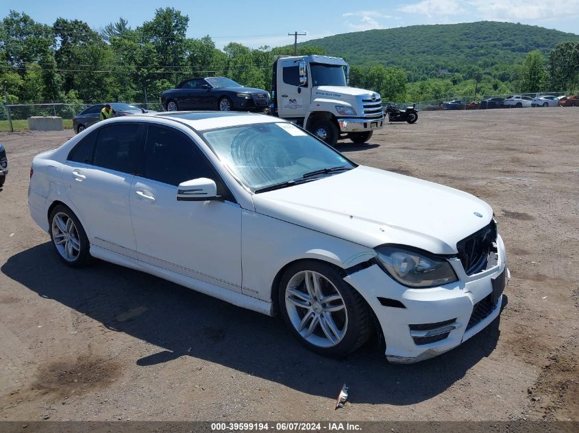 2013 MERCEDES-BENZ C 300 LUXURY 4MATIC/SPORT 4MATIC