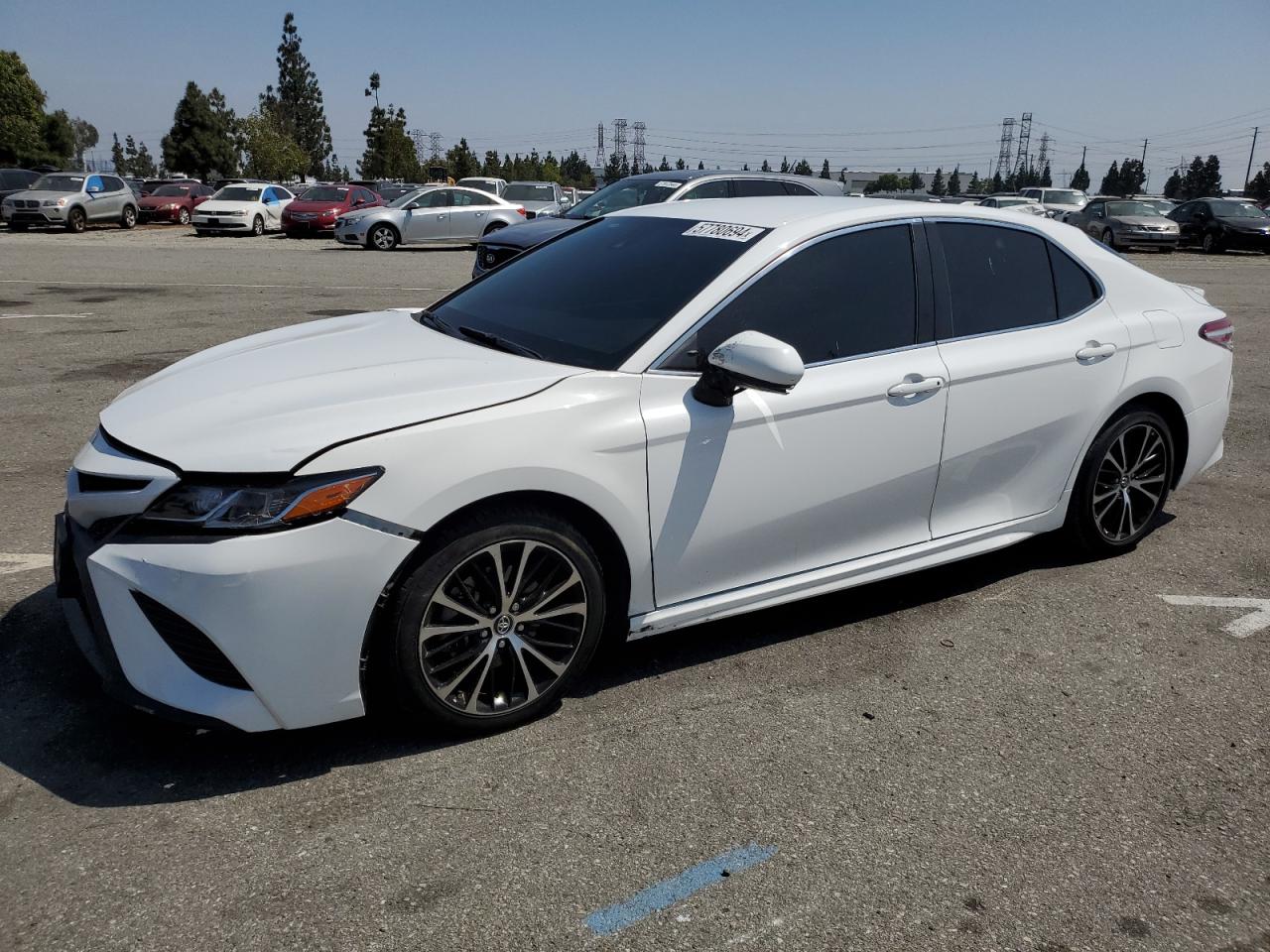 2020 TOYOTA CAMRY SE