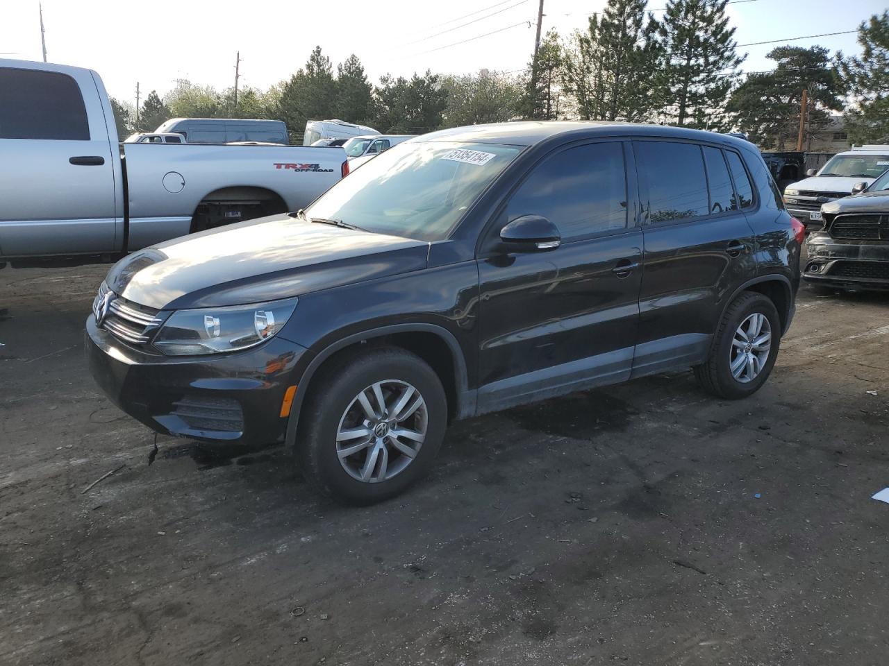 2013 VOLKSWAGEN TIGUAN S