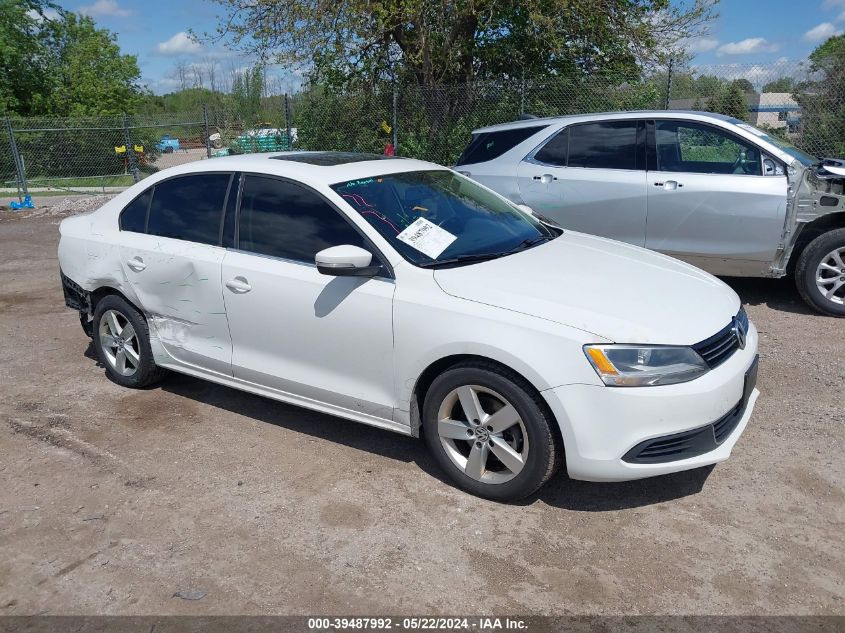 2013 VOLKSWAGEN JETTA 2.0L TDI