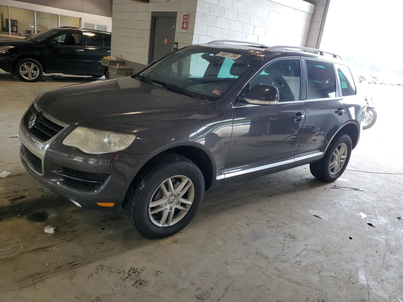 2010 VOLKSWAGEN TOUAREG TDI