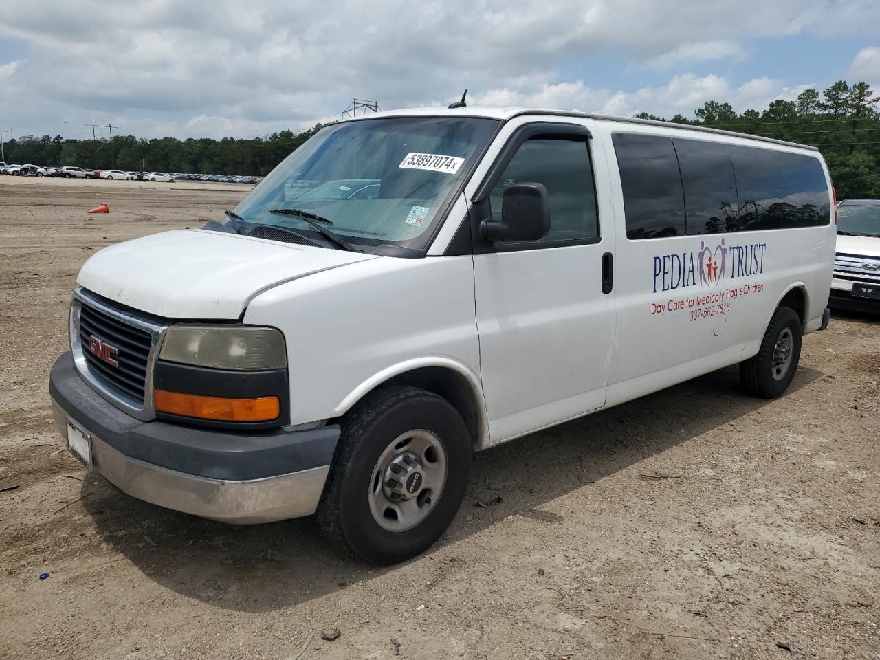 2014 GMC SAVANA G3500 LT