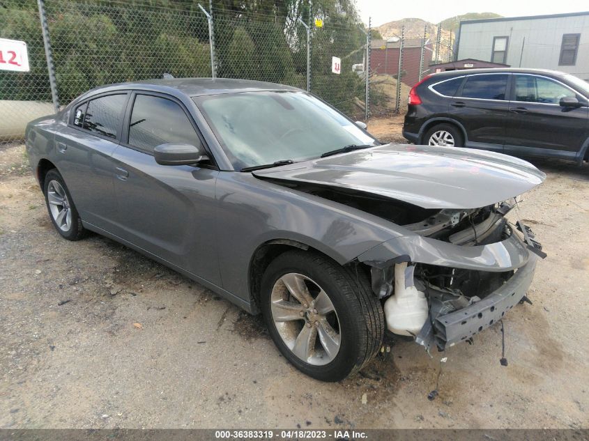 2017 DODGE CHARGER SXT RWD